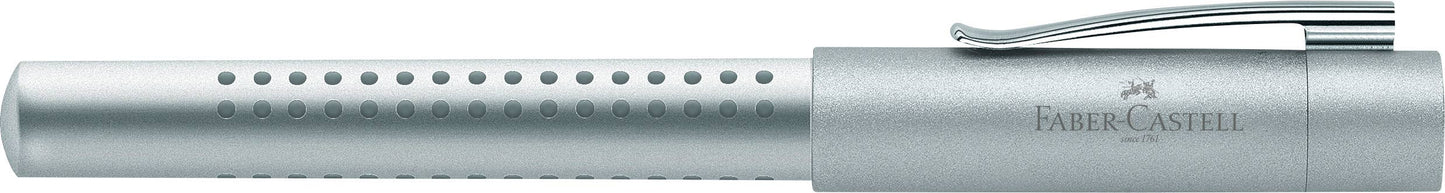 Grip 2011 Fountain Pen, Silver: M