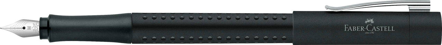 Grip 2011 Fountain Pen, Black: M