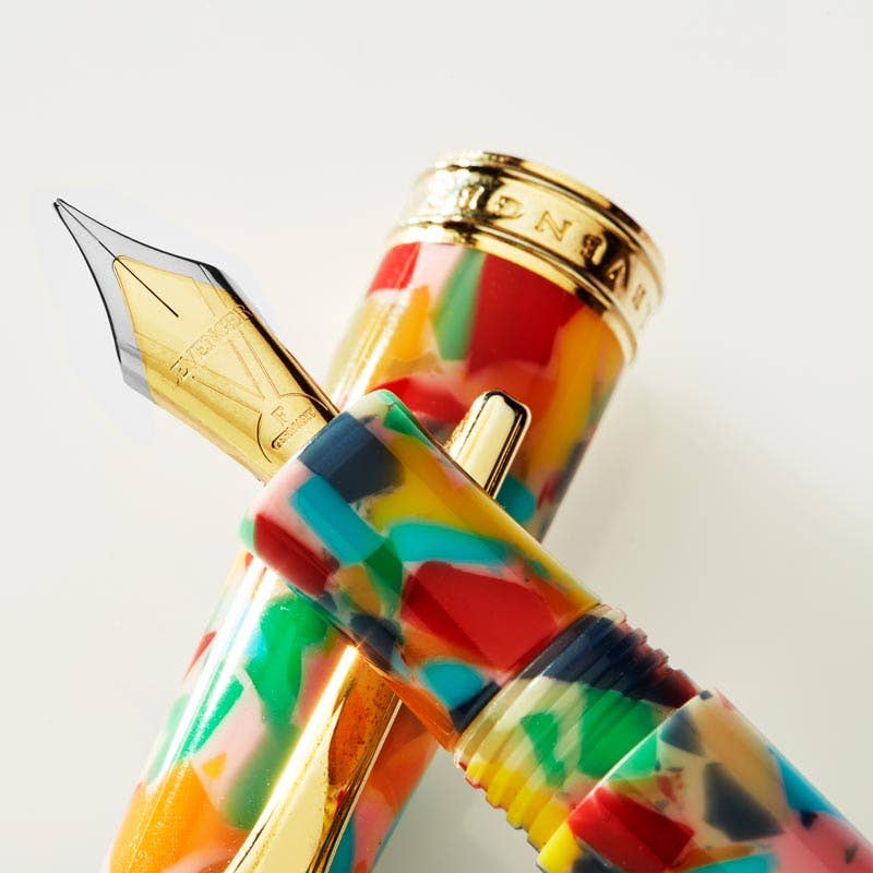 True Writer Classic Chromatic Fountain Pen: Medium